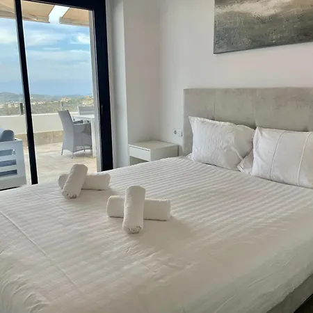 Atico Con Vistas Panoramicas A Benidorm Finestrat